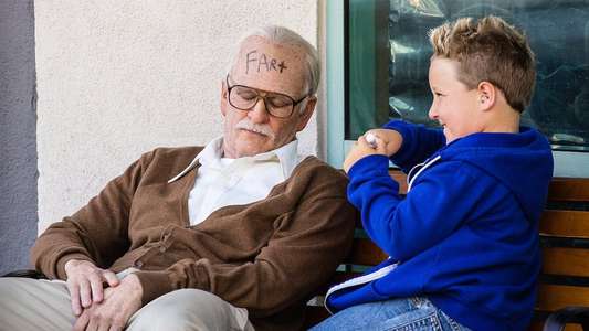 Jackass Presents: Bad Grandpa - Backdrop