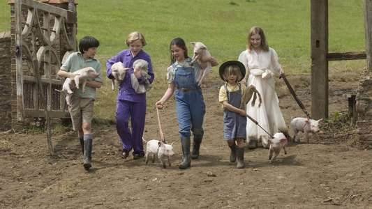 Nanny McPhee and the Big Bang - Backdrops