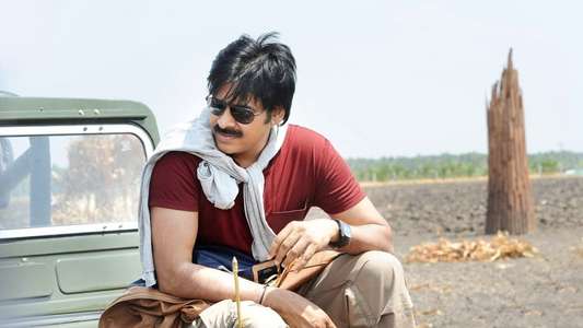 Atharintiki Daaredi - Backdrops