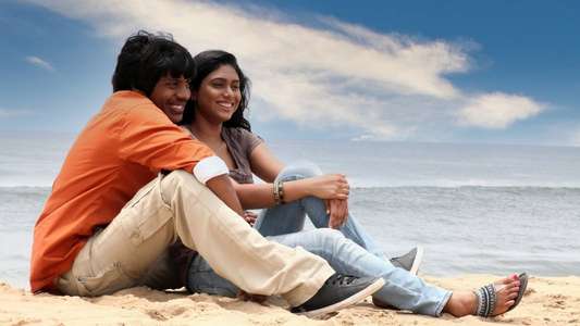 Aadhalal Kadhal Seiveer - Backdrops