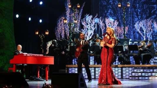 Kelly Clarkson's Cautionary Christmas Music Tale - Backdrop
