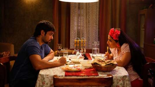 Ghanchakkar - Backdrop