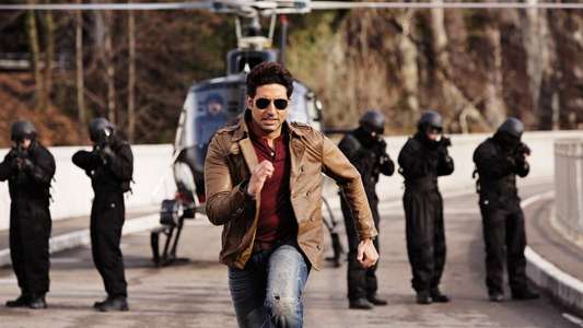 Dhoom 3 - Backdrop