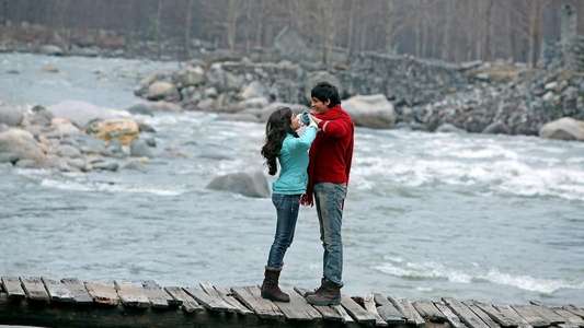 Akaash Vani - Backdrop