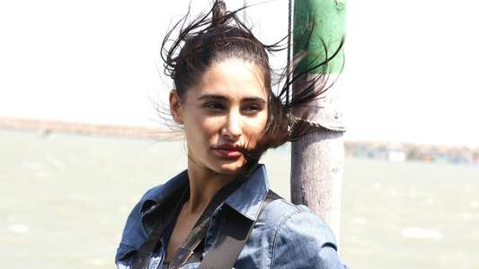 Madras Cafe - Backdrops