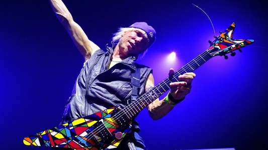 Michael Schenker: Temple Of Rock Live In Europe - Backdrop