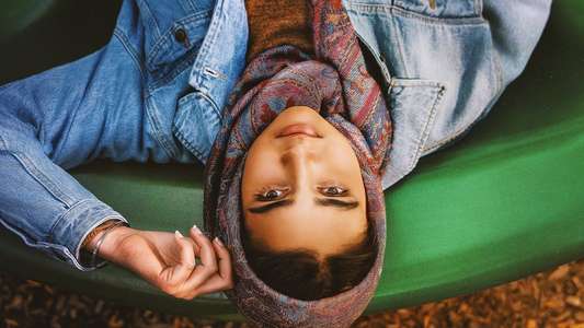 Hala - Backdrop