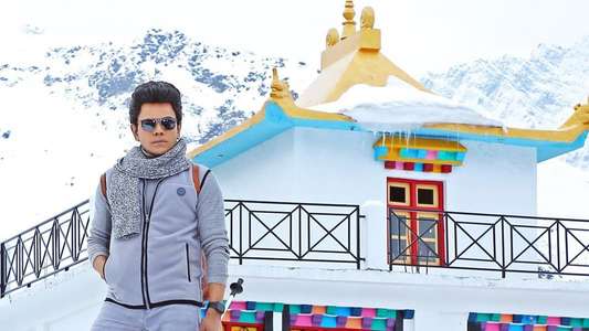 The Legend (Tamil) - Backdrops