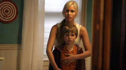 The Messengers 2: The Scarecrow - Backdrop