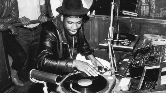 2 Turntables and a Microphone - Backdrop