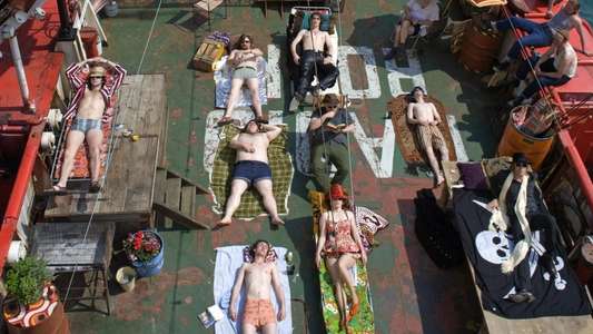 The Boat That Rocked - Backdrop