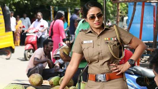 Thimiru Pudichavan - Backdrop