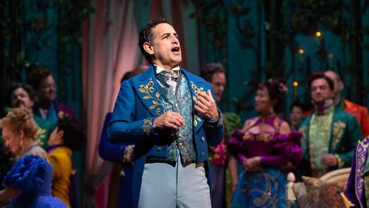 La Traviata - Met Opera Live - Backdrop