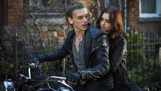 The Mortal Instruments: City of Bones - Backdrop