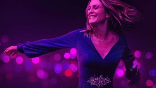 Gloria Bell - Backdrop