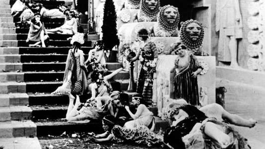 Intolerance: Love's Struggle Throughout the Ages - Backdrop