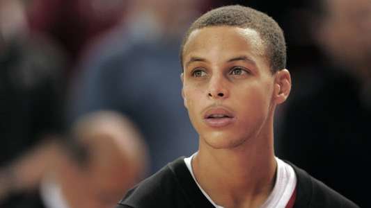 Stephen Curry: Underrated - Backdrop