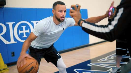 Stephen Curry: Underrated - Backdrop