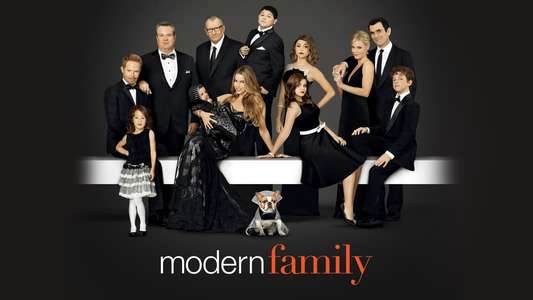Modern Family - Backdrops