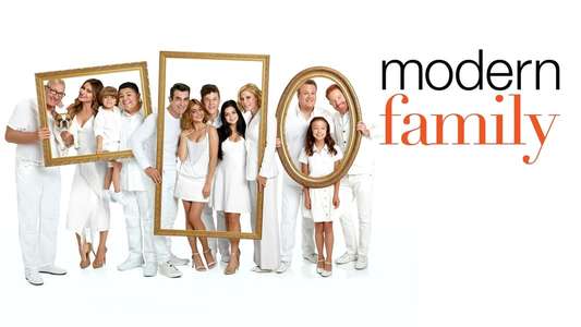 Modern Family - Backdrops