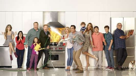 Modern Family - Backdrops