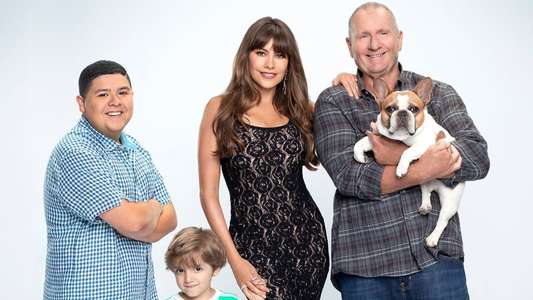 Modern Family - Backdrops