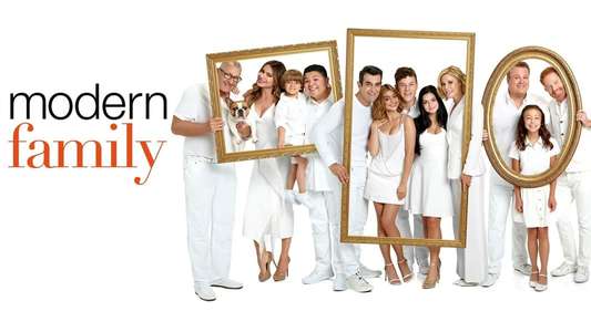 Modern Family - Backdrops