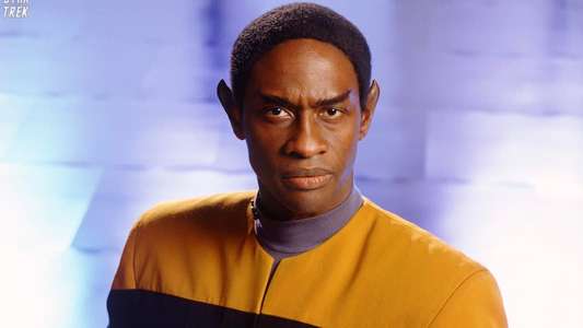 Star Trek: Voyager - Backdrop