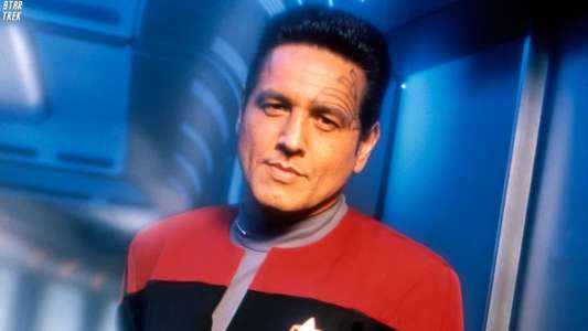 Star Trek: Voyager - Backdrop
