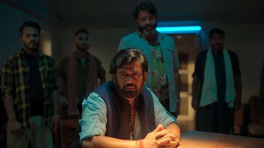 Khakee: The Bengal Chapter - Backdrops