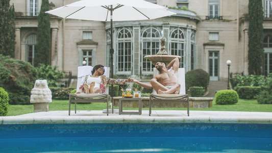 Diary of a Gigolo - Backdrops