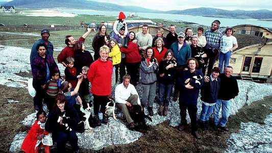 Castaway 2000 - Backdrop