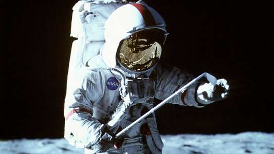 From the Earth to the Moon - Backdrops
