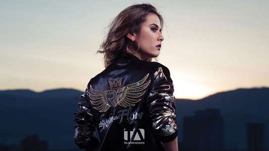 The Queen of Flow - Backdrops