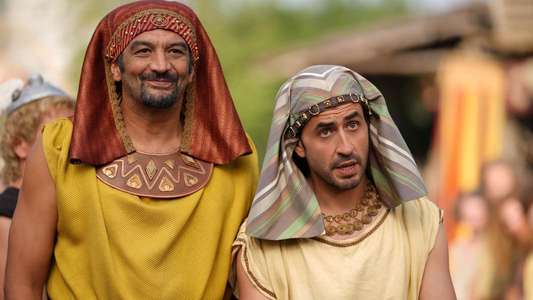 Asterix & Obelix: The Middle Kingdom - Backdrop