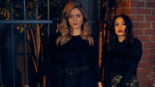 Pretty Little Liars: The Perfectionists - Backdrops