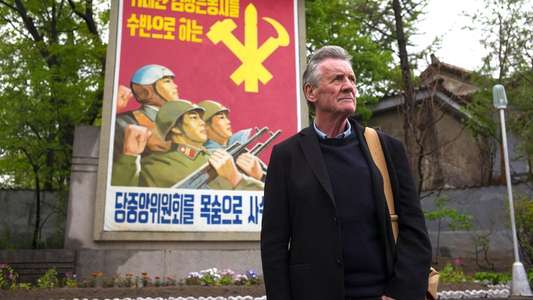 Michael Palin in North Korea - Backdrops