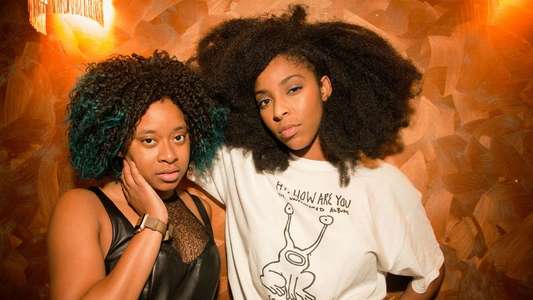 2 Dope Queens - Backdrops