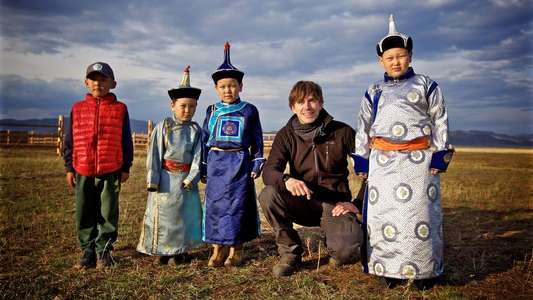 Russia with Simon Reeve - Backdrop