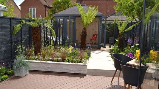 Love Your Home and Garden - Backdrop