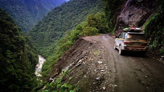 World's Most Dangerous Roads - Backdrop