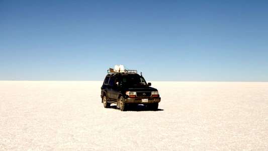 World's Most Dangerous Roads - Backdrop