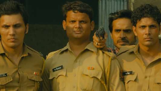 Mai Hero Boll Raha Hu - Backdrop