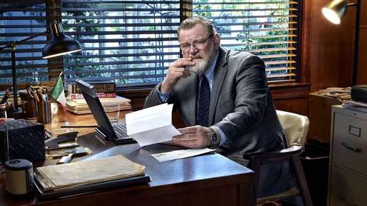 Mr. Mercedes - Backdrops