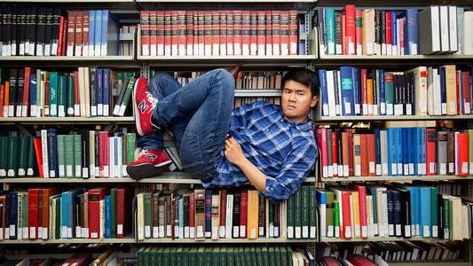 Ronny Chieng: International Student - Backdrops