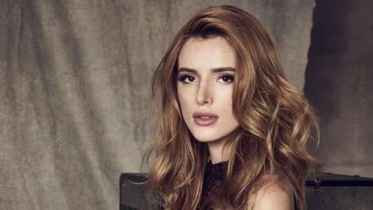 Famous in Love - Backdrop