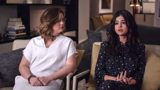 13 Reasons Why: Beyond the Reasons - Backdrop