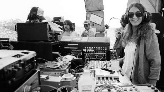 Soundbreaking - Backdrops