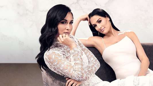 Total Bellas - Backdrop