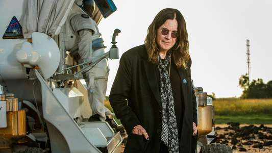 Ozzy and Jack's World Detour - Backdrops